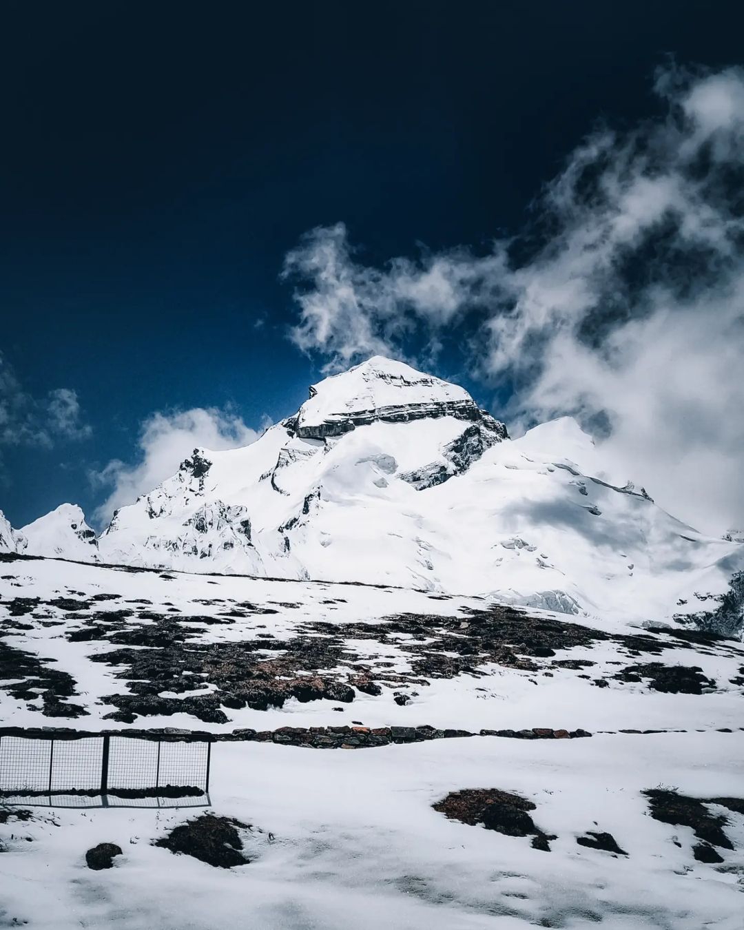 Trekkers on a Himalayan trail